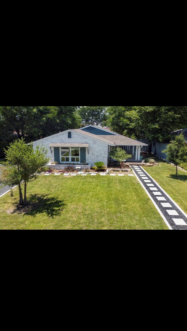 Primary Photo - 6442 Lontos Dr