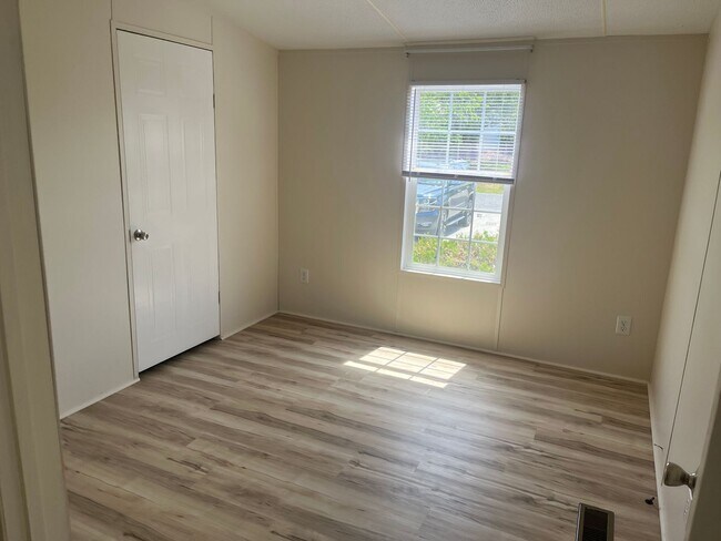 Building Photo - Close to Carolina Beach!