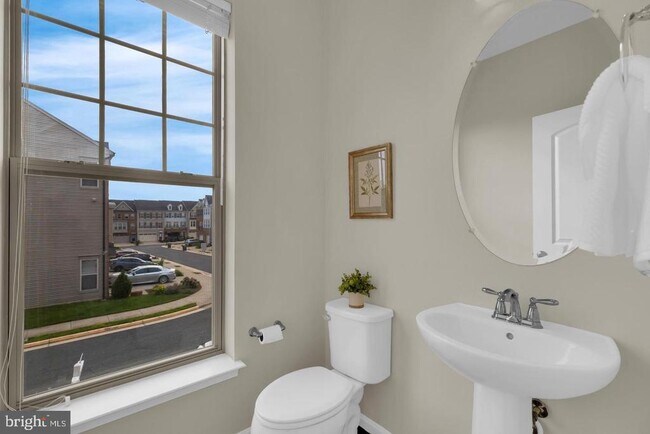 Building Photo - 25284 Arrowroot Terrace