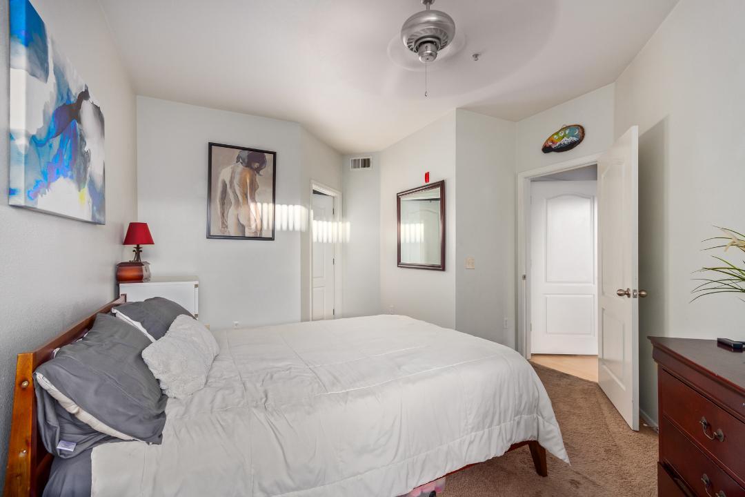 Master Bedroom 2nd View - 1701 E Colter St