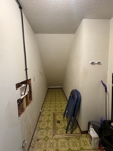 Storage - 287 Orrin St