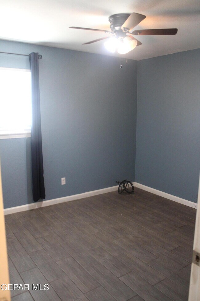 Building Photo - 3145 Red Sails Dr
