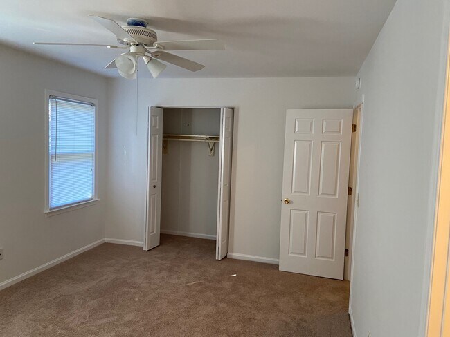 2nd Bedroom closet - 1901 Devonshire Dr
