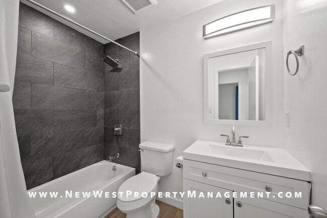 Building Photo - Freshly Renovated and Highly Upgraded Allied Gardens 4 Bedroom. Available Now!