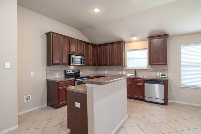 Building Photo - 6237 Chalk Hollow Dr