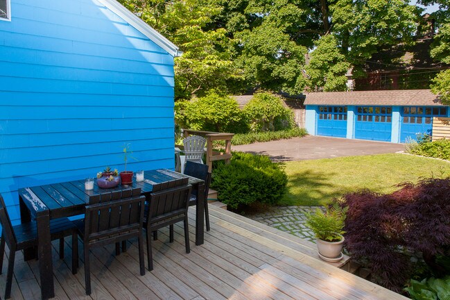 Building Photo - 63 Meigs St