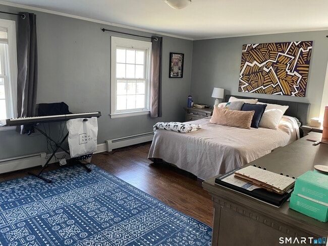 Building Photo - 99 Penn Dr