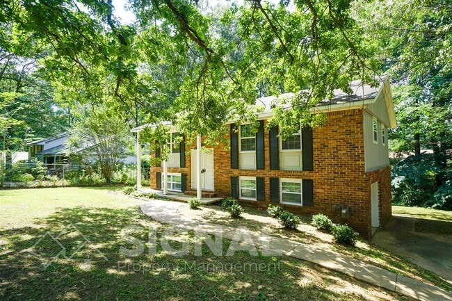 Building Photo - 105 Silverleaf Dr