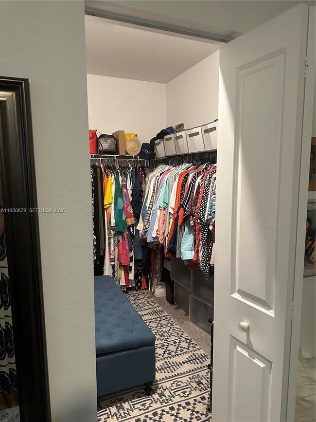 Building Photo - 2615 SE 12th St