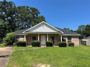Building Photo - 6626 Woodside Ct E