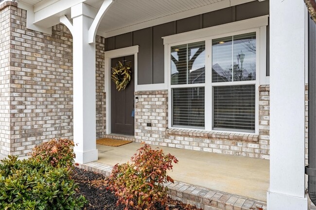 Building Photo - 1741 Timber Creek Rd NE