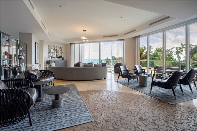 Building Photo - 17375 Collins Ave