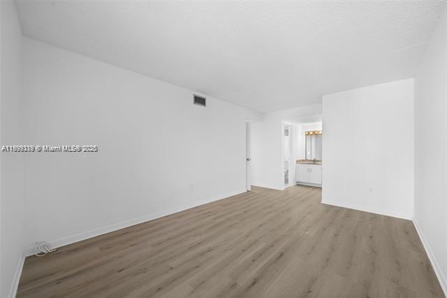 Building Photo - 250 180th Dr