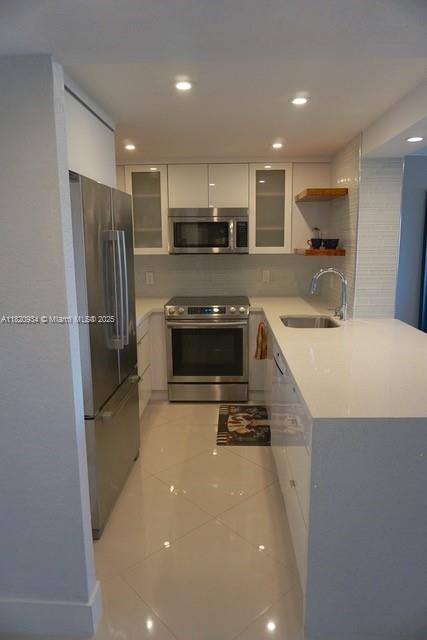Building Photo - 401 Golden Isles Dr