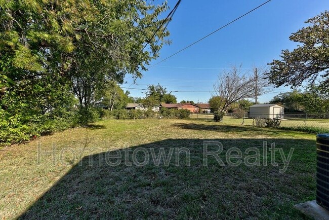 Building Photo - 333 NW 90th St