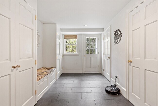 Building Photo - 251A Old Billerica Rd