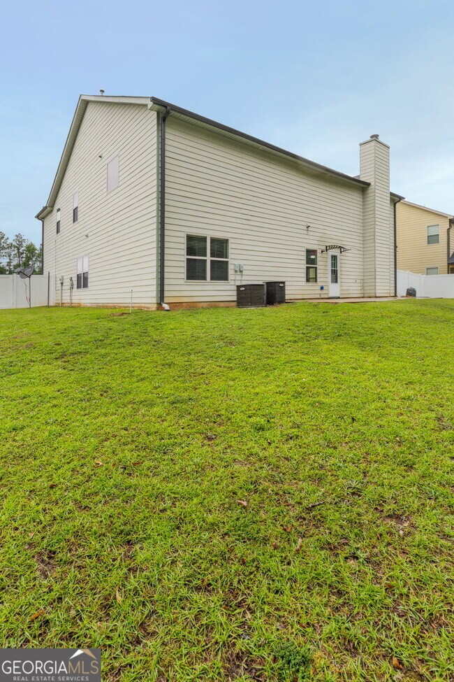 Building Photo - 168 Summer Grove Ln