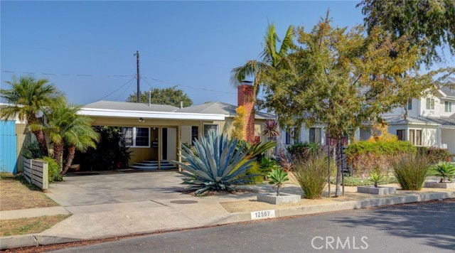 Building Photo - 12567 Everglade St