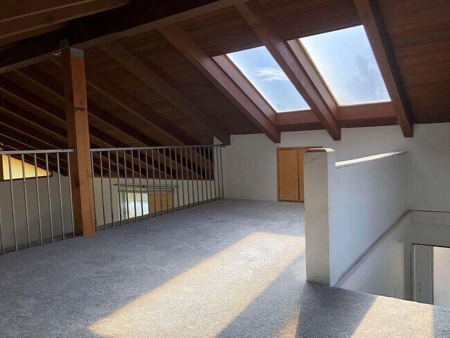 Building Photo - 56769 Joshua Dr