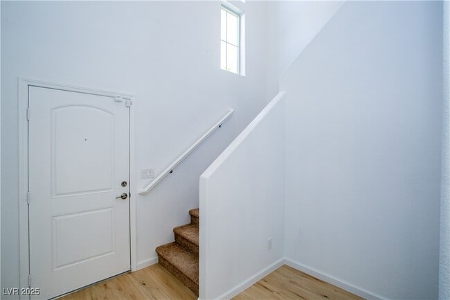 Building Photo - 7927 Bartlett Peak St