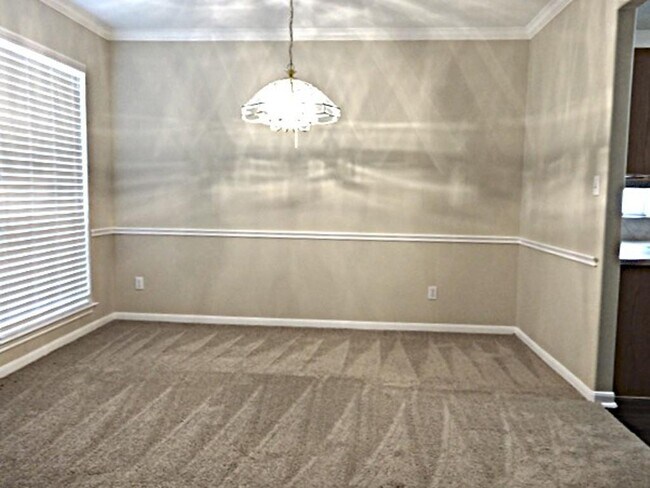 Building Photo - 2906 Tara Gables Ct