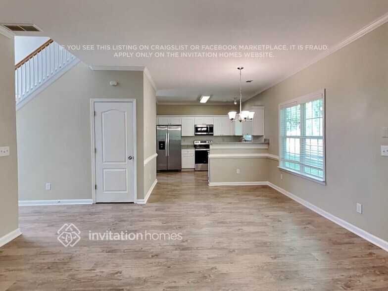 Building Photo - 3297 Pate Creek View