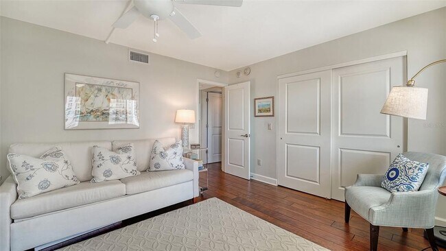 Building Photo - 1100 Benjamin Franklin Dr