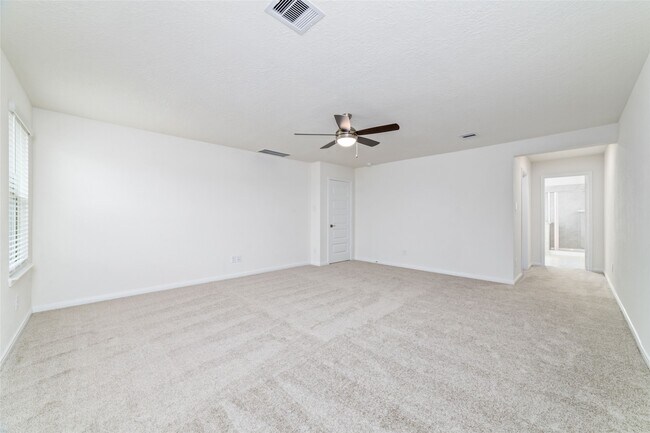 Building Photo - 7731 Coral Ky Dr