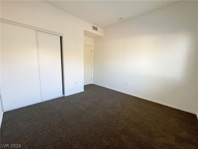 Building Photo - 2110 Los Feliz St