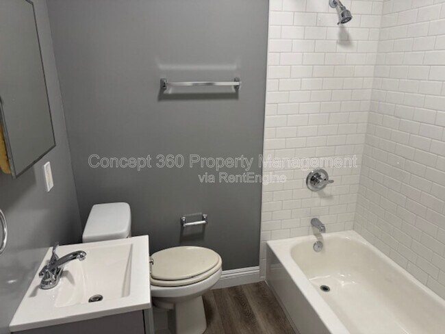 Building Photo - 714 Lime Ave