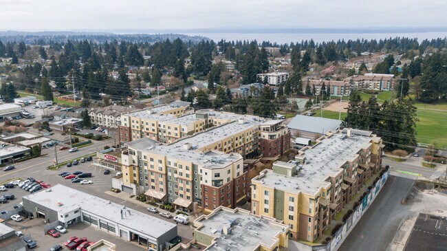 Building Photo - The Cambridge Apartments