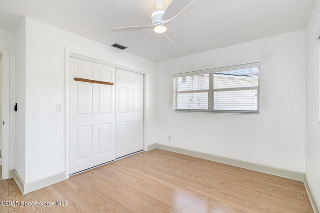 Building Photo - 2157 Barracuda Ave