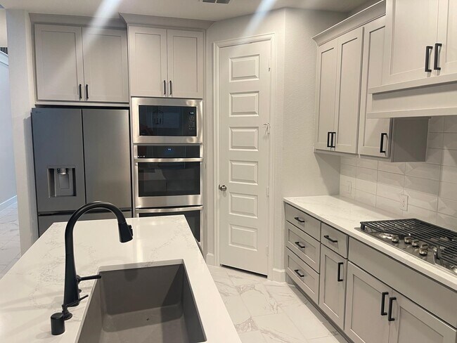 Building Photo - 25107 Wilderness Hvn Ln