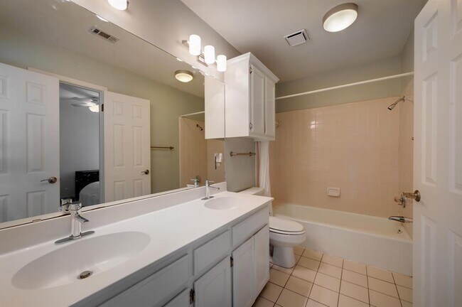 Building Photo - 8108 Asmara Dr