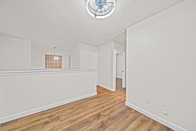 Building Photo - 16118 Market Garden Ln