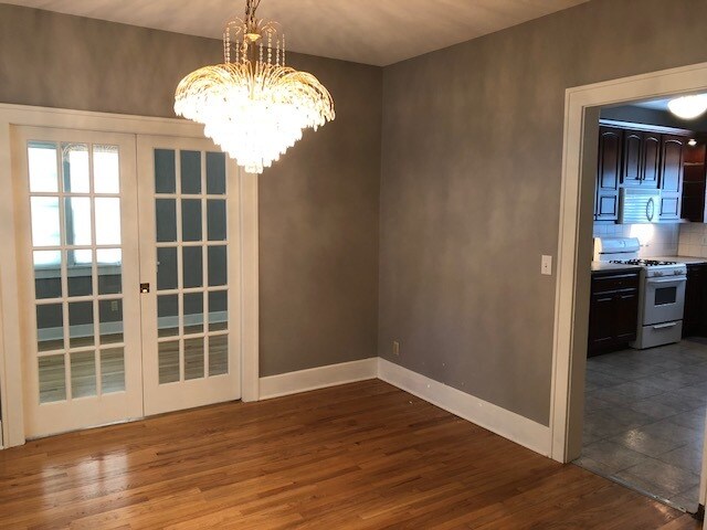 Building Photo - 331 Melrose Ct