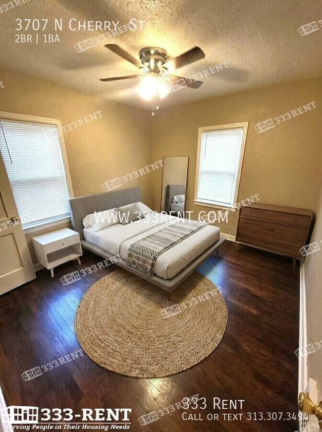 Building Photo - 3707 N Cherry St