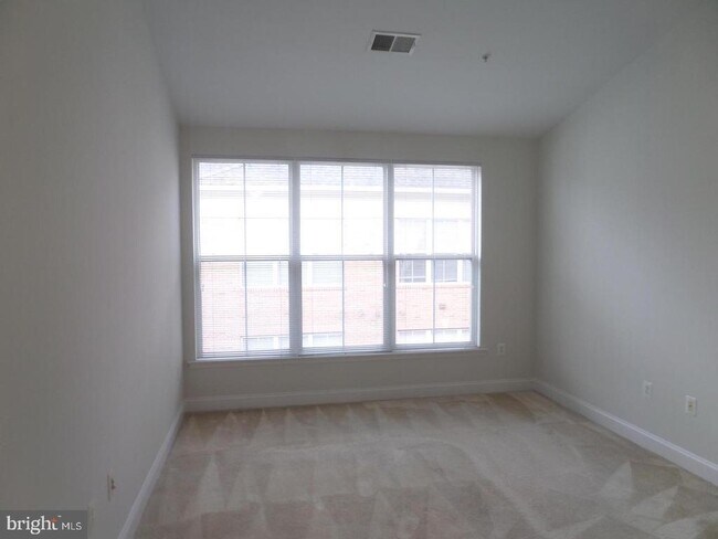 Building Photo - 8600 Liberty Trail