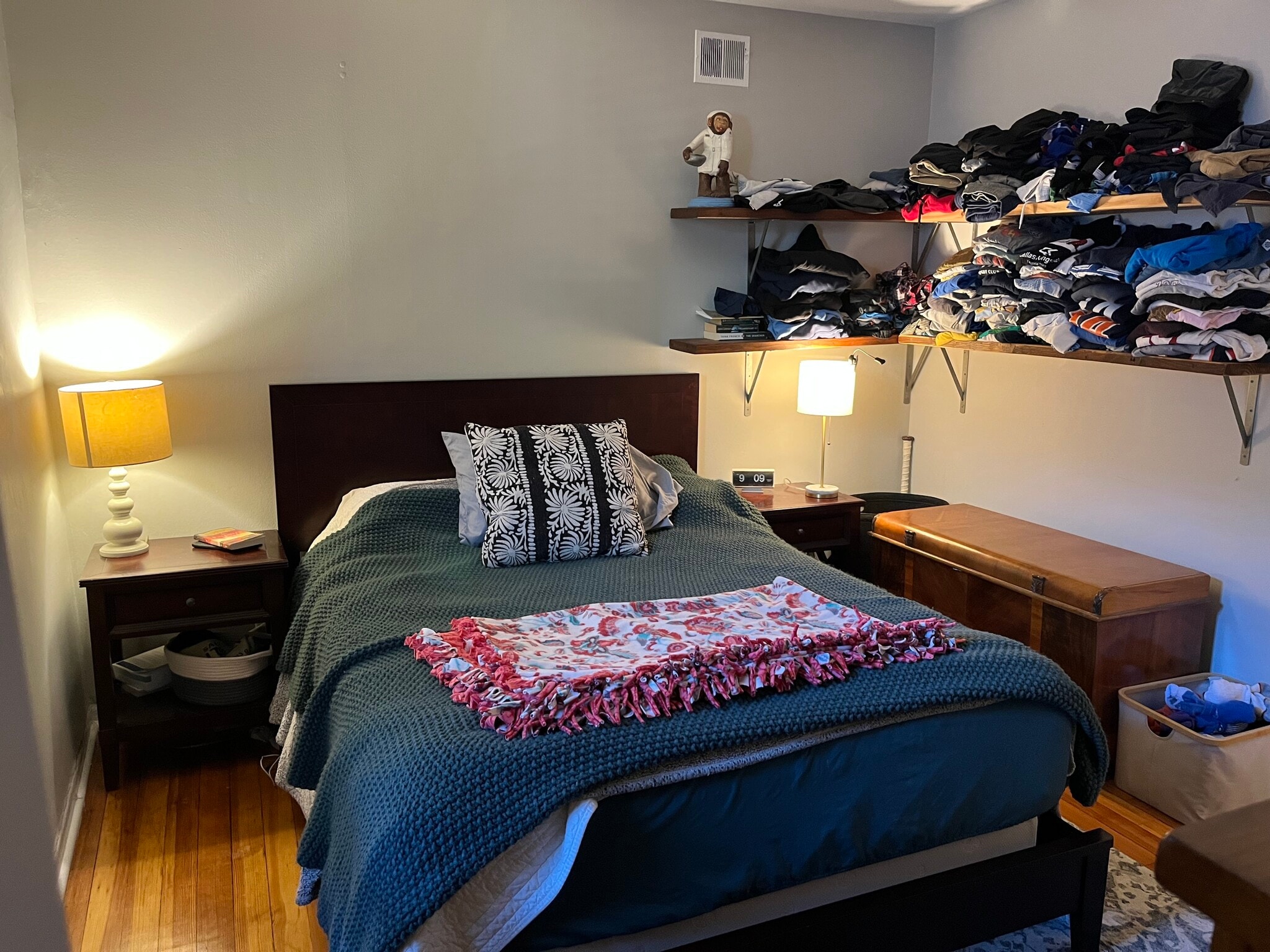 Building Photo - 4128 N Lincoln Ave