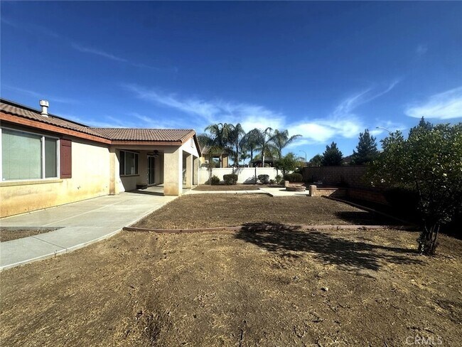 Building Photo - 25136 High Plains Ct