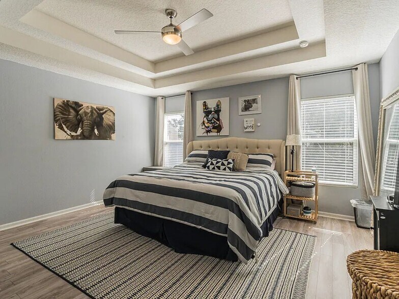 Building Photo - 15360 Spotted Stallion Trail