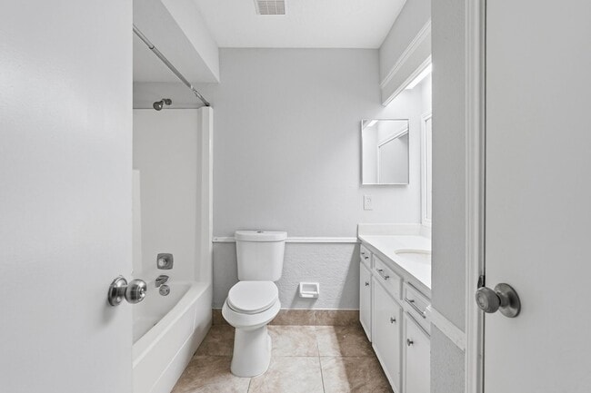 Building Photo - 6807 Falling Waters Dr