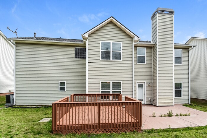 Building Photo - 39 Lenore Ct