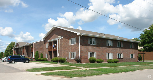 Building Photo - Mission Heights Apartments