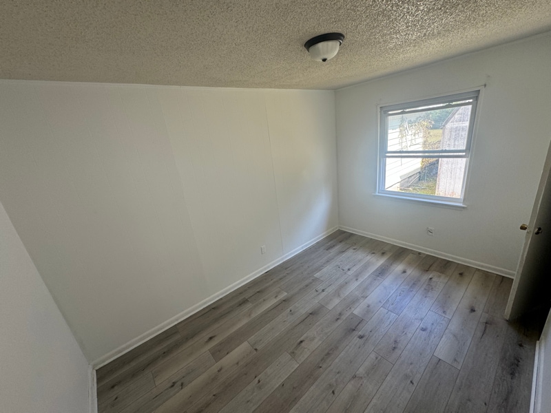 Building Photo - 1317 Hendrix Dr