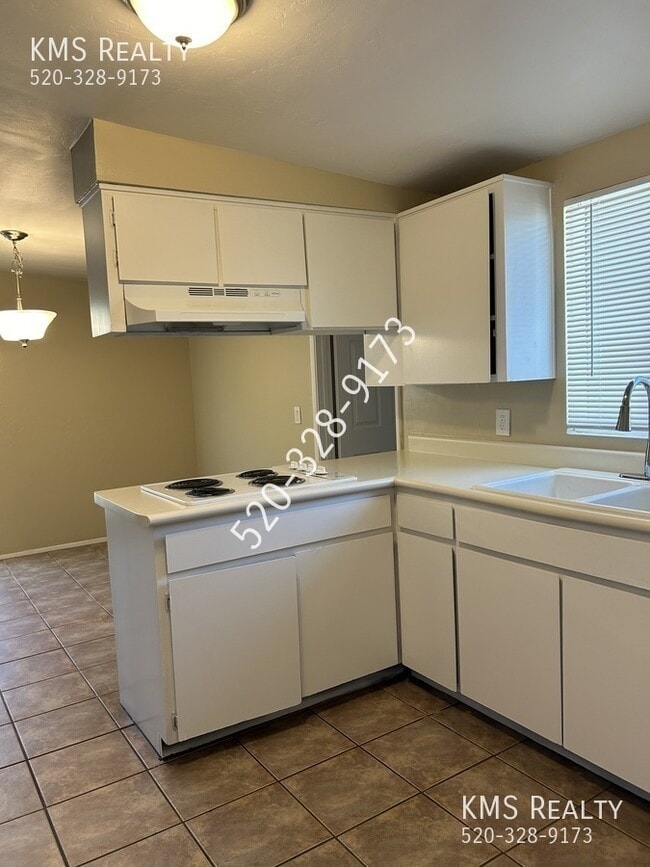 Building Photo - 7634 E Jalapa Pl