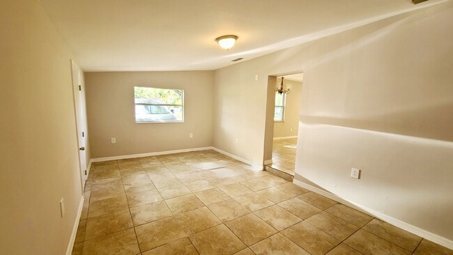 Building Photo - 106 N 40th St