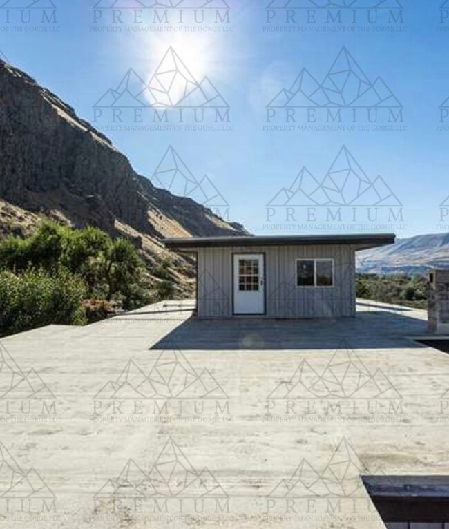 Building Photo - 92864 Biggs Rufus Hwy