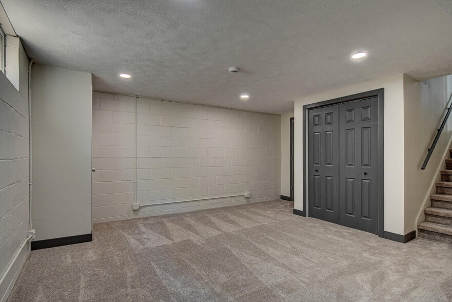 Basement3 - 11680 Meredith Ave