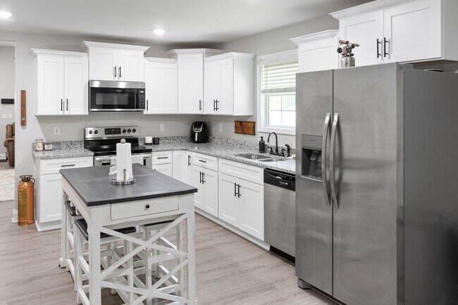Building Photo - 106 Lafon Dr
